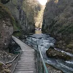 Gasthof къща томови,стаи за гости 4*