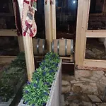 къща томови,стаи за гости 4* Devin