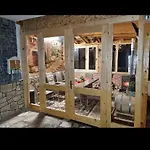 къща томови,стаи за гости Gasthof Dewin