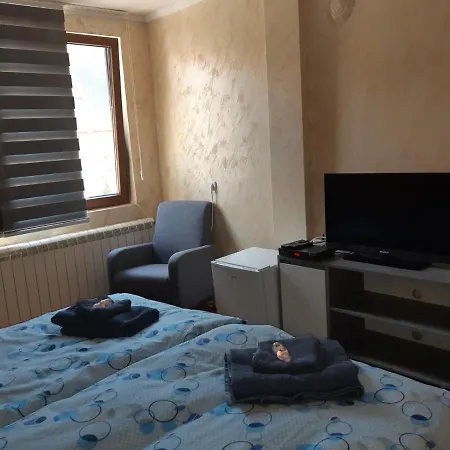 къща томови,стаи за гости Vendégház 4*