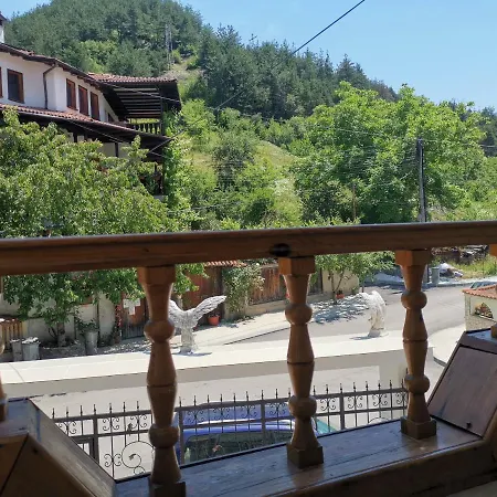 къща томови,стаи за гости Gasthuis