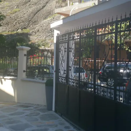 къща томови,стаи за гости