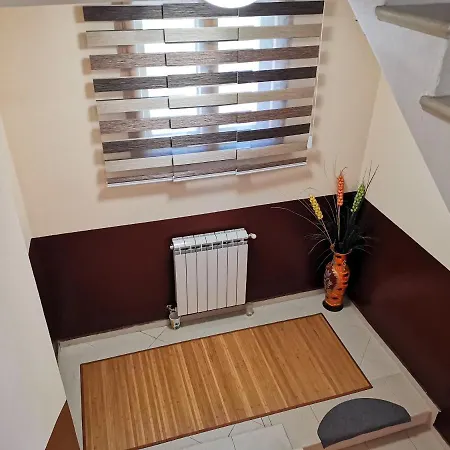 къща томови,стаи за гости Gasthuis