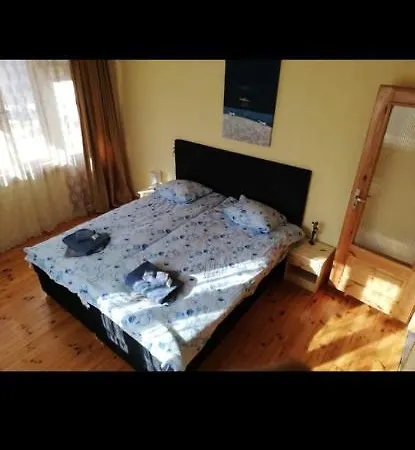 Gasthuis къща томови,стаи за гости 4*