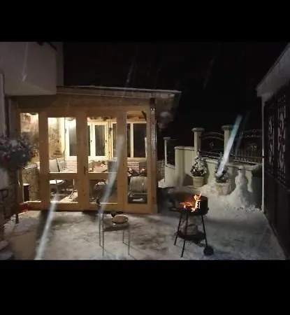 къща томови,стаи за гости 4* Devin