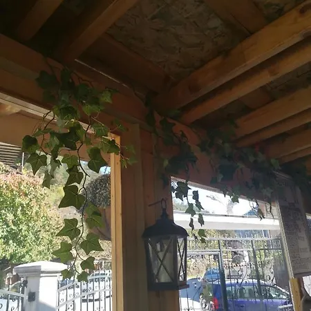 къща томови,стаи за гости 4*