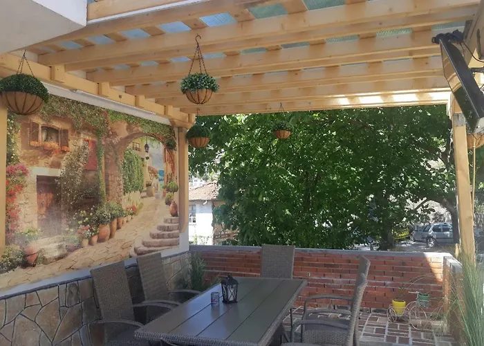 Gasthuis къща томови,стаи за гости 4*