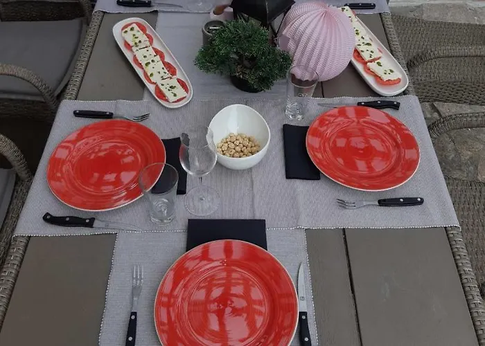 къща томови,стаи за гости Devin