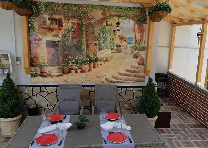 Gasthuis къща томови,стаи за гости 4*