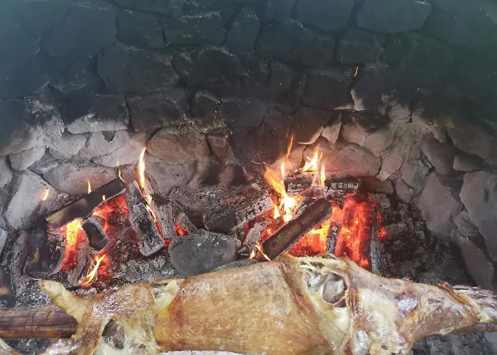 къща томови,стаи за гости Gasthuis Devin