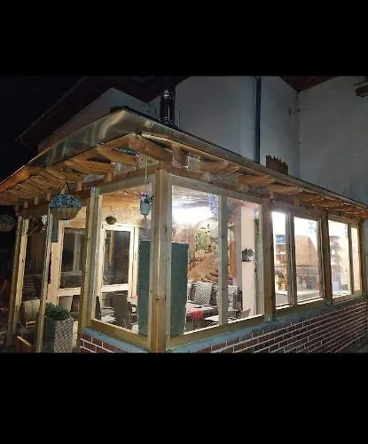 къща томови,стаи за гости Gasthuis Devin